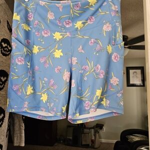 NWOT FABLETICS 2X WORKOUT SHORTS